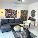 -mari- Cozy At Engomi Near Unic Daire Lefkoşa