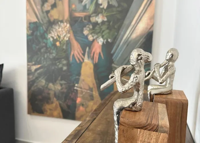 -mari- Cozy At Engomi Near Unic דירה *