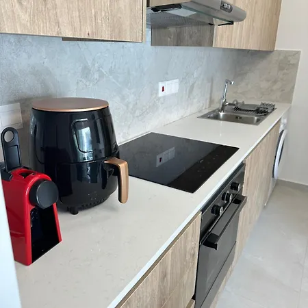 Apartment -mari- Cozy At Engomi Near Unic Nicosia