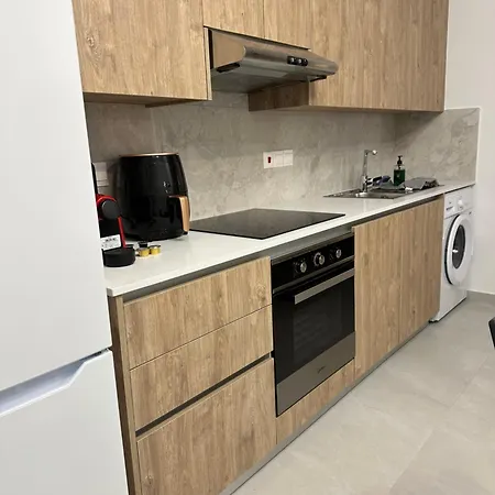 דירה -mari- Cozy At Engomi Near Unic